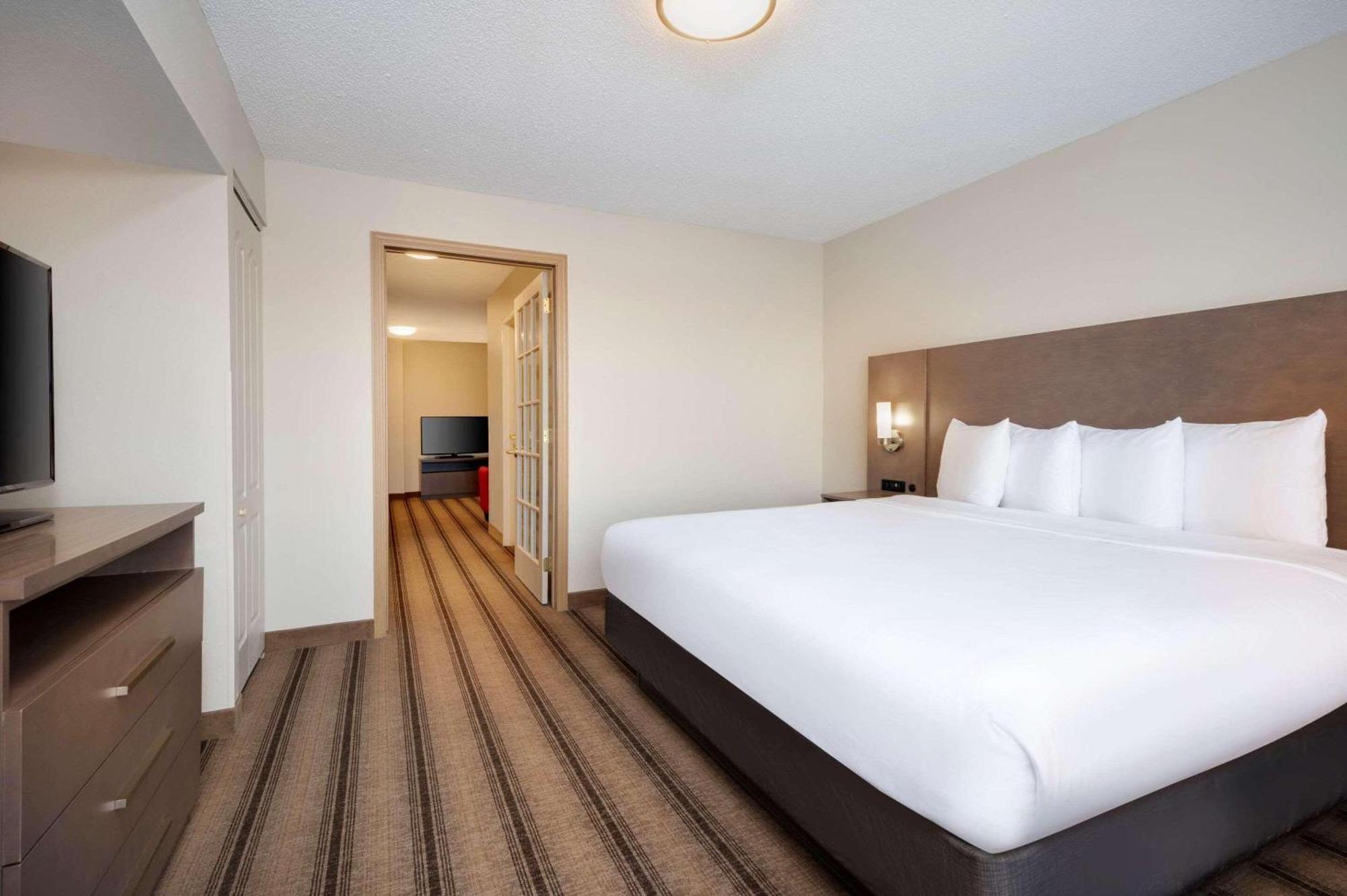 Country Inn & Suites By Radisson Albertville Near Outlet Mall Eksteriør bilde